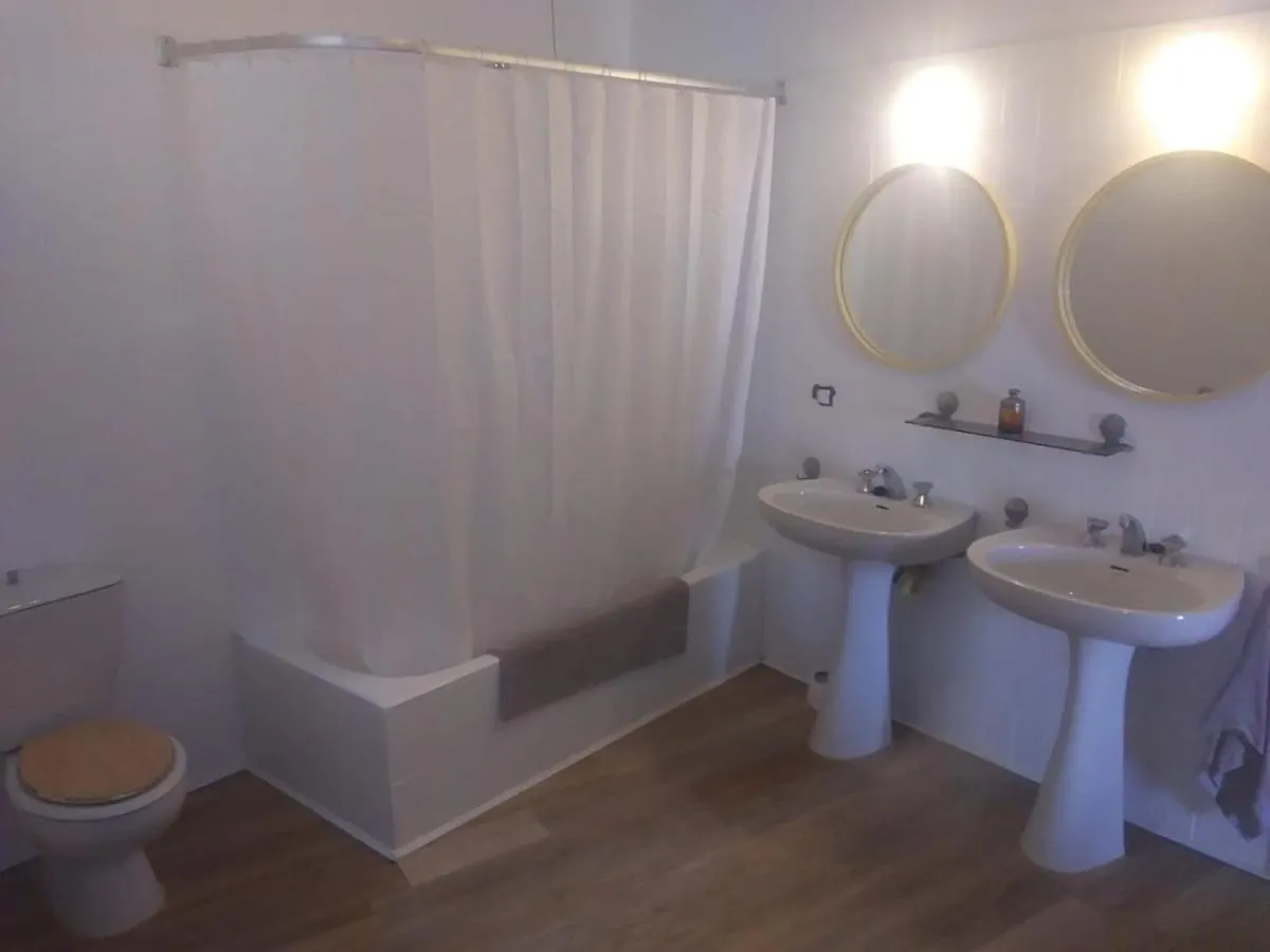 La Galeria De Dalt Apartment Rupia